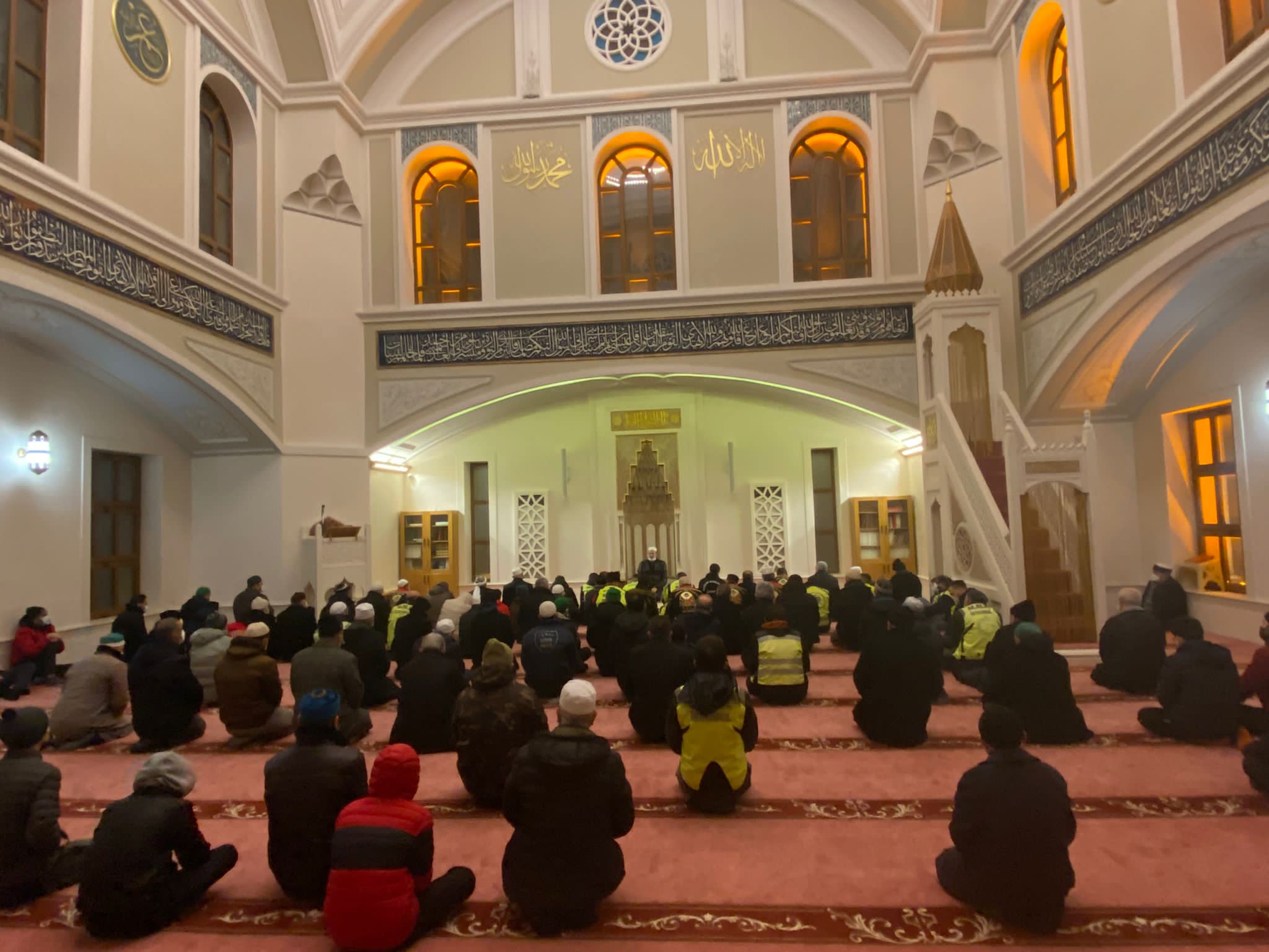 Cennet Camiinde Sabah Namazı Buluşması 13