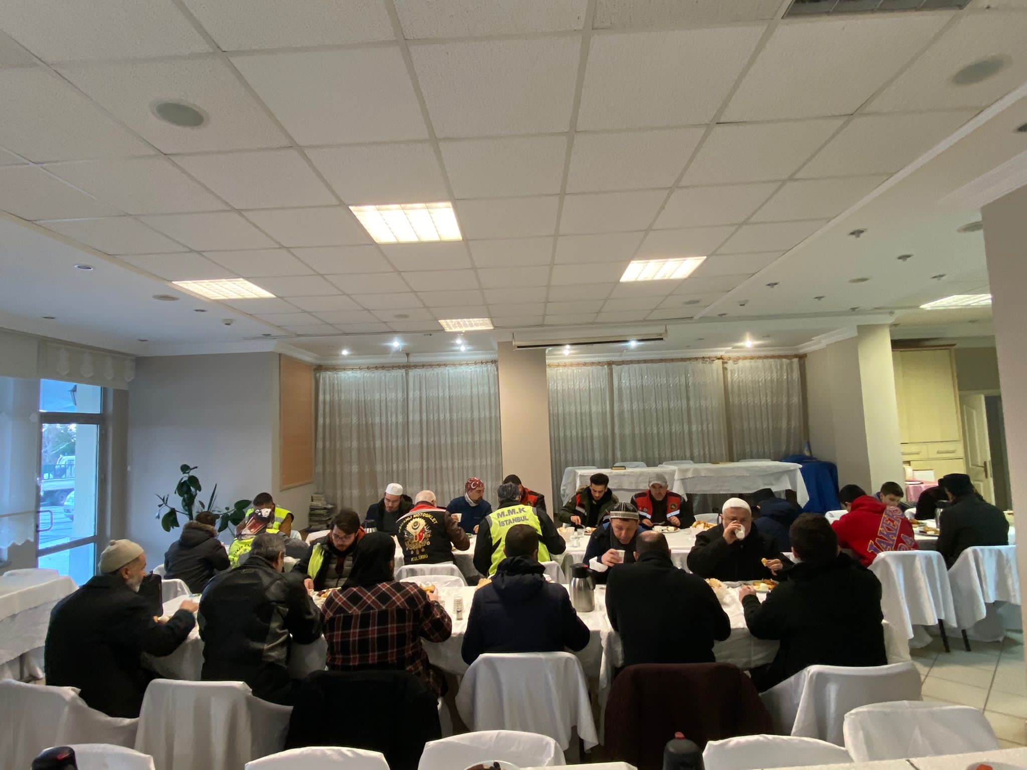 Cennet Camiinde Sabah Namazı Buluşması 6