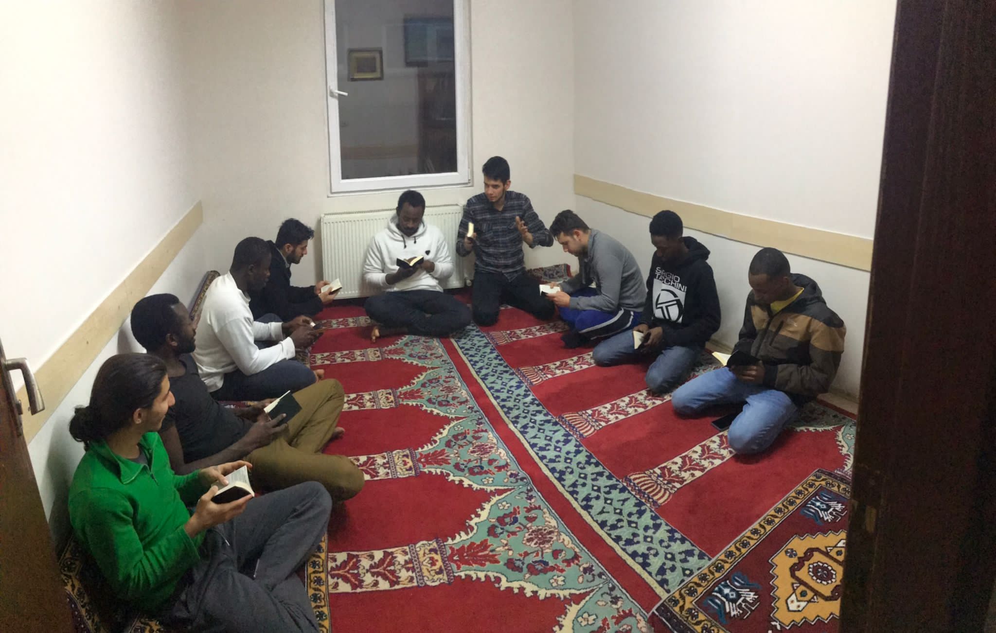 Kartal Yurdu Kur’an Meali Okuma Programı