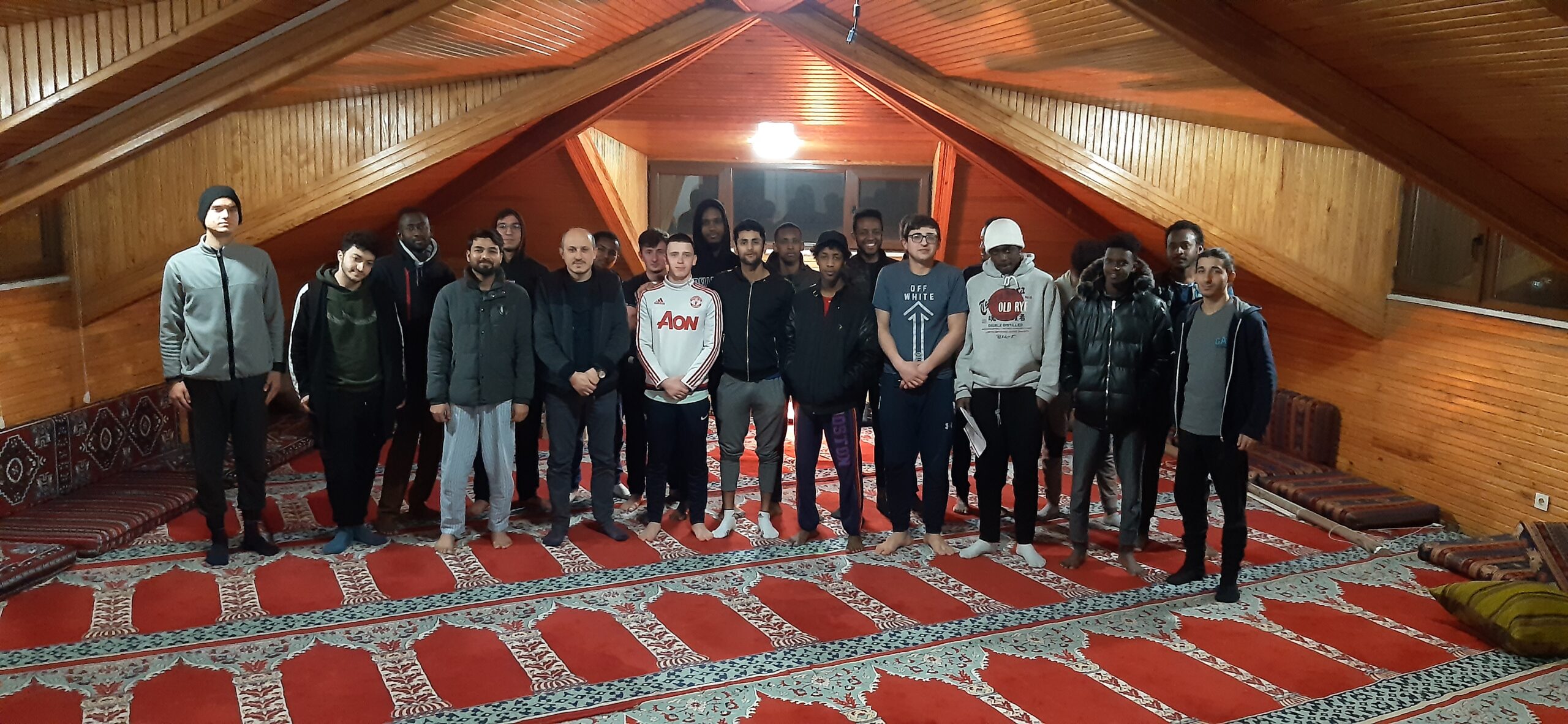 Kartal Talha Günata yüksek öğrenim erkek öğrenci yurdu Regaib kandili programı