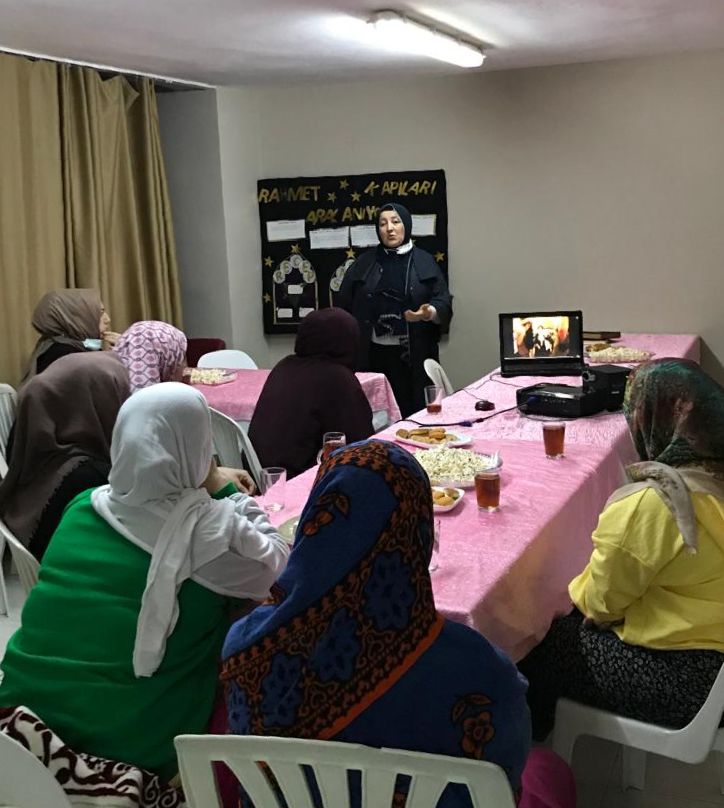 Kısıklı Kız Konukevi Miraç Kandili Programı