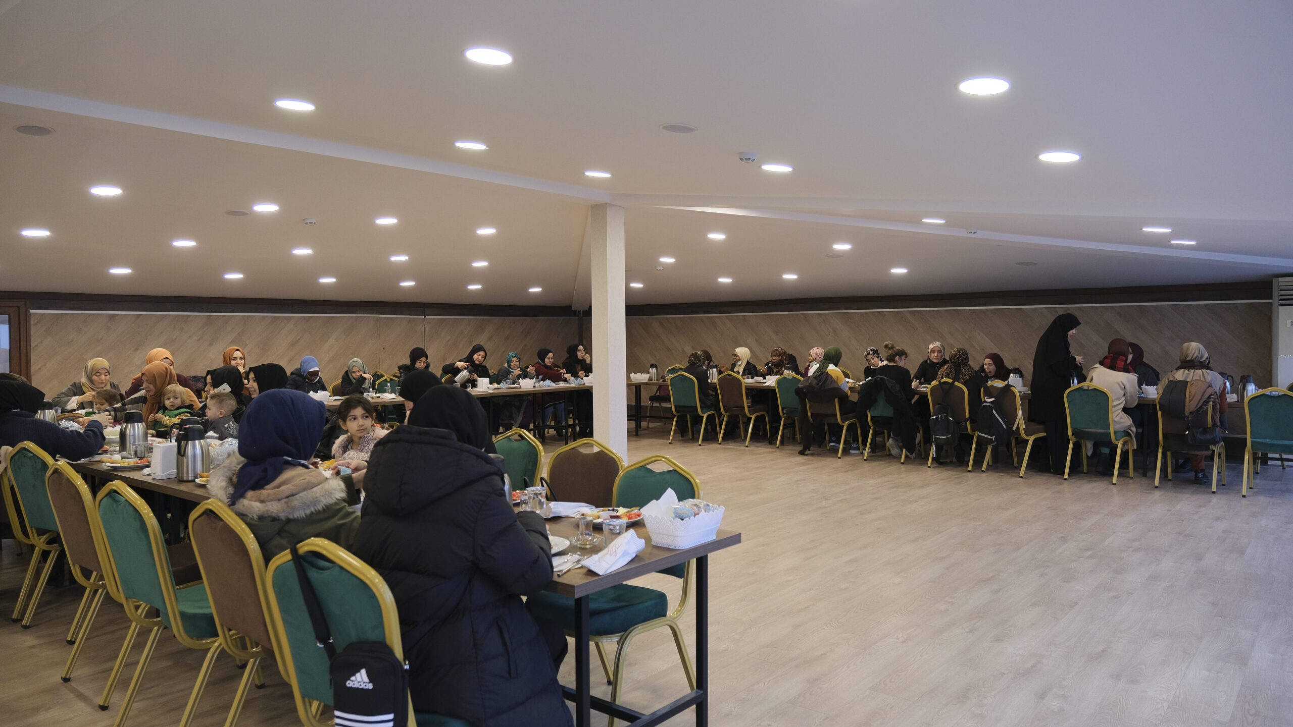 Kız Yurtlarımızın Cennet Cami Sabah Namazı Buluşması 3