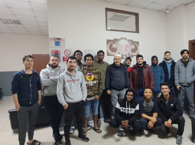 Talha Günata Erkek Öğrenci Yurdumuzun Regaip Kandili Programı