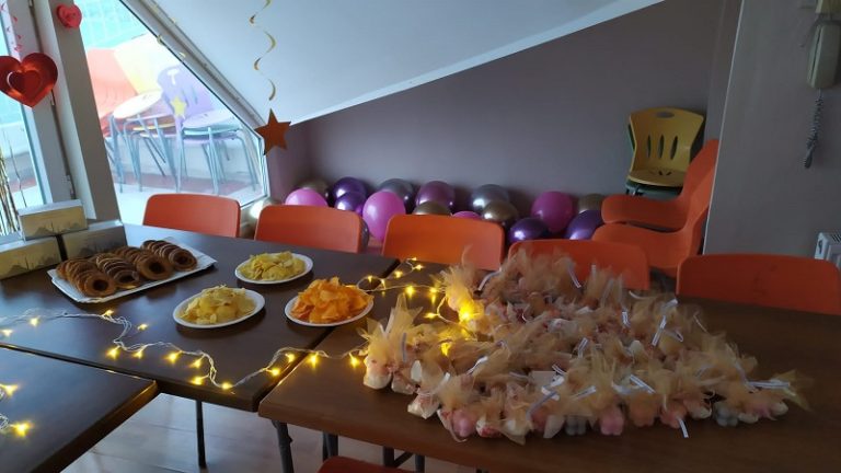 Salacak Kız Pansiyonumuzda Regaip Kandili Programı 5