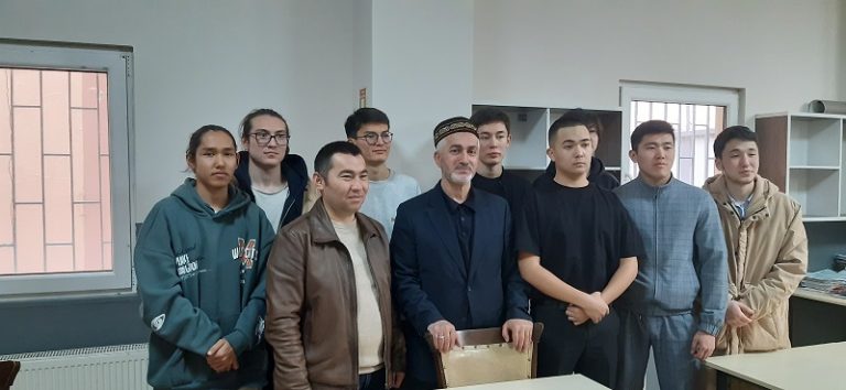 Kartal Yurdumuzda Üniversiteli Kazak Öğrencilerin Kampı 11