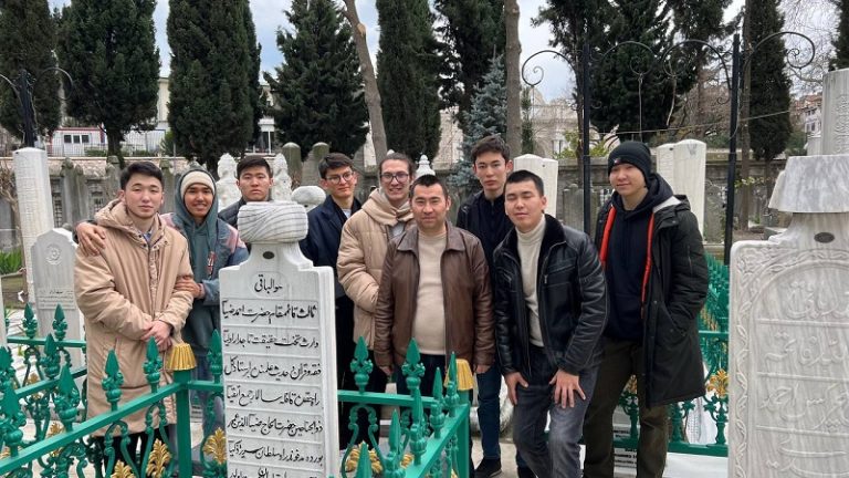 Kartal Yurdumuzda Üniversiteli Kazak Öğrencilerin Kampı 7
