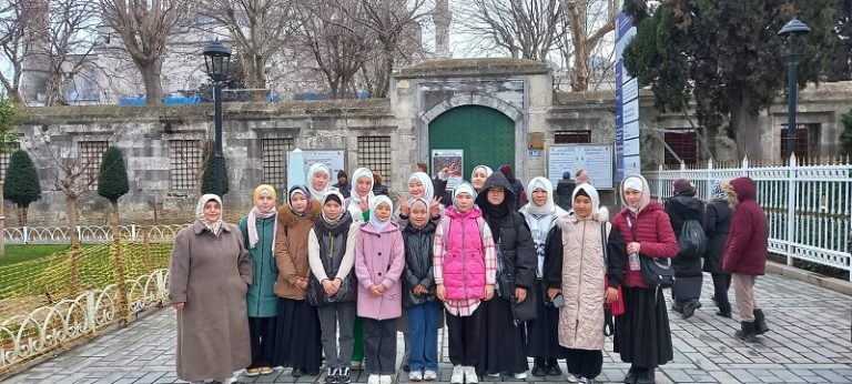 Ayasofya Ve Sultanahmet Cami Ziyareti 4