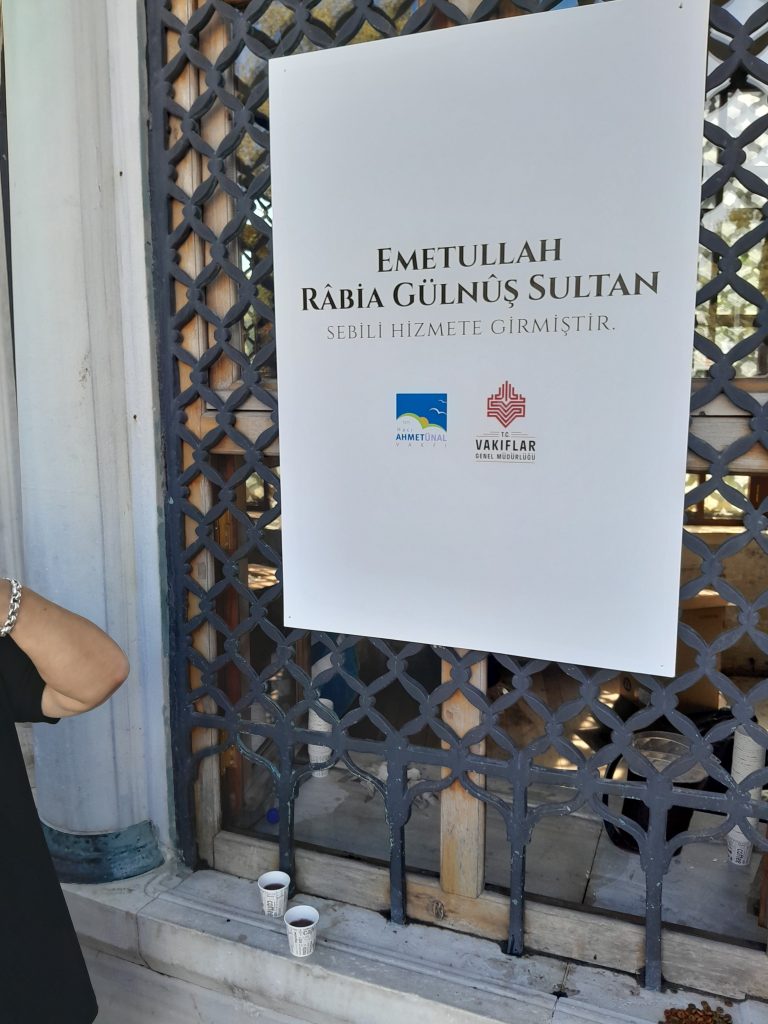 Emetullah Rabia Gülnuş Sultan Sebili 3