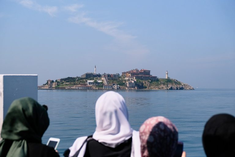 Öğrencilerimize Demokrasi ve Özgürlükler Adası ( Yassıada ) Gezisi Düzenlendi 13