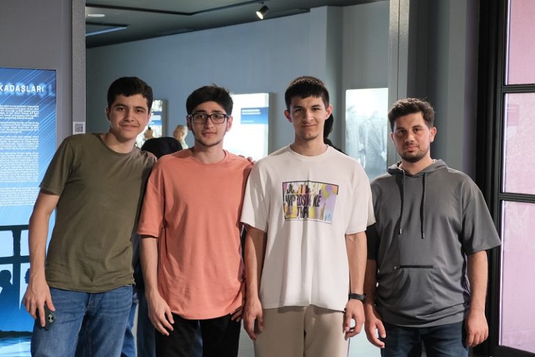 Öğrencilerimize Demokrasi ve Özgürlükler Adası ( Yassıada ) Gezisi Düzenlendi 23