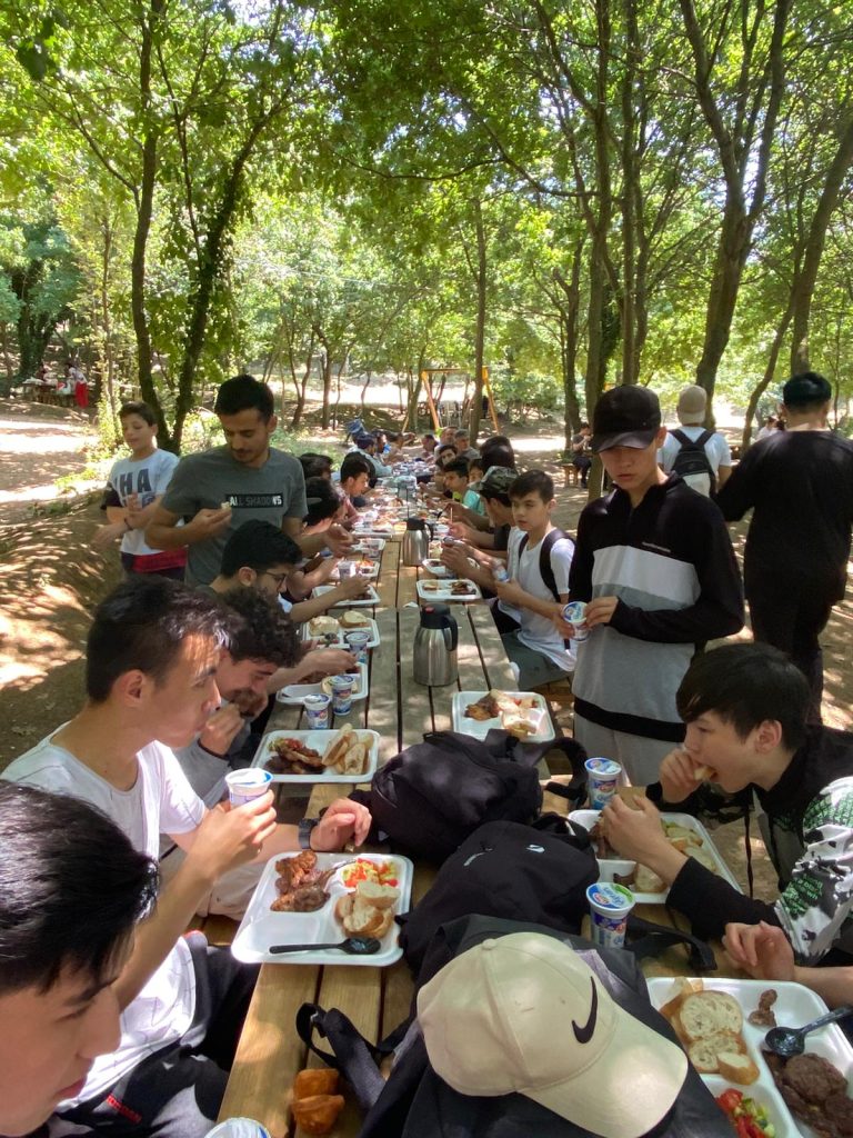 Cennet Kur’an Kursu Öğrencilerimize Piknik Düzenlendi.