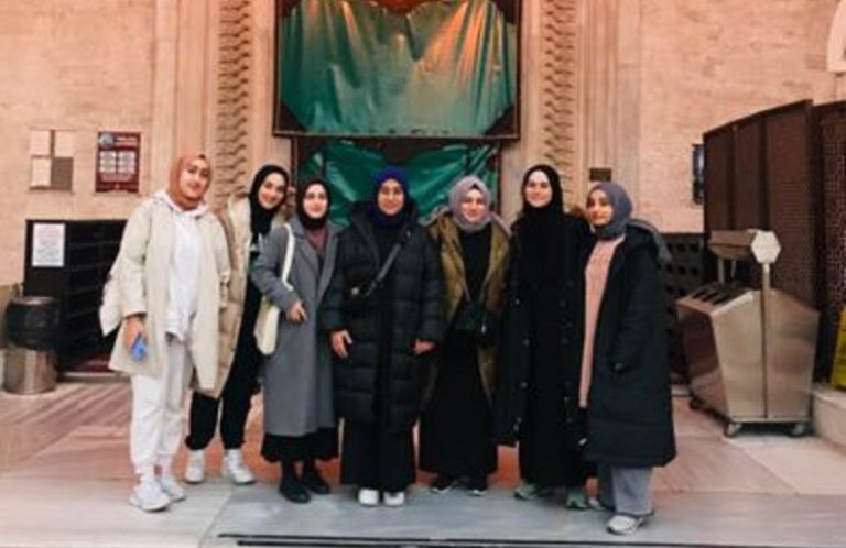 Kısıklı Kız Konukevimiz Öğrencilerinin Sabah Namazı Programı 3